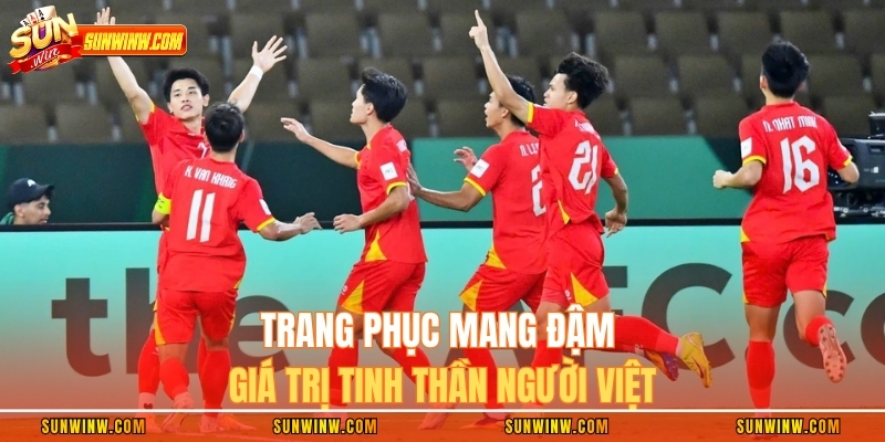 Trang phục mang đậm giá trị tinh thần người Việt